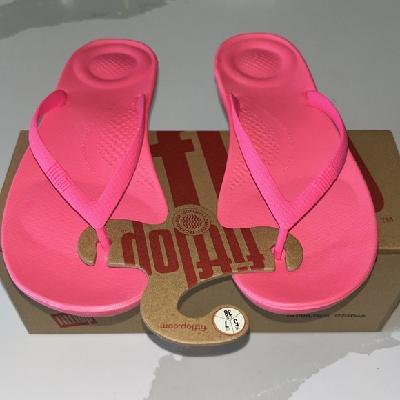 NWT Fitflop IQushion Flip Flops MSRP $38 Pop Pink - Picture 6 of 12